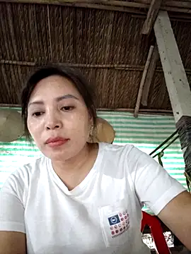 Snapshot of akura-03 chatting on 12-03-25, 09:18 akura-03 online show from 12-03-25, 09:18