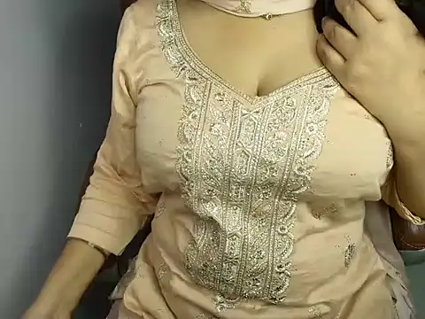 Snapshot of Teri_Shakhi chatting on 11-29-25, 07:11 Teri Shakhi online show from 11-29-25, 07:11