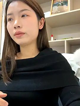 Snapshot of GYYoo chatting on 12-16-25, 05:23 GYYoo online show from 12-16-25, 05:23