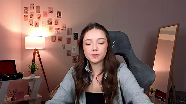 Snapshot of Vexorine chatting on 02-03-26, 07:30 Vexorine online show from 02-03-26, 07:30