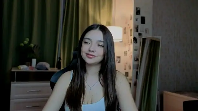 Snapshot of Vexorine chatting on 05-16-26, 08:29 Vexorine online show from 05-16-26, 08:29