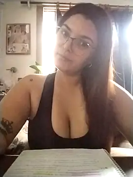 Snapshot of YouladyVidal chatting on 11-22-25, 07:13 YouladyVidal online show from 11-22-25, 07:13