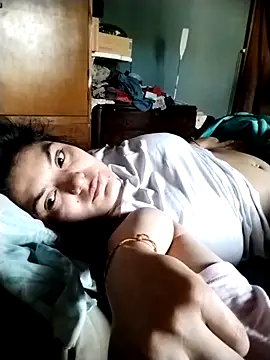 Snapshot of YouladyVidal chatting on 11-23-25, 11:21 YouladyVidal online show from 11-23-25, 11:21