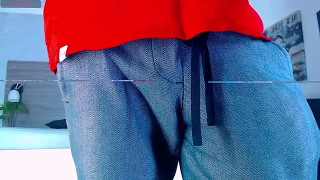 Hot Latino x online show from 02-05-26, 12:43