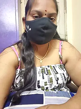 Snapshot of Paru_Tamil_Ponnu chatting on 11-28-25, 05:54 Paru Tamil Ponnu online show from 11-28-25, 05:54