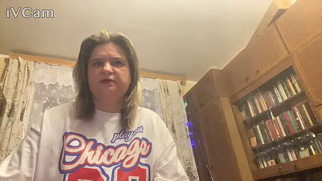 GRETTABABY online show from 11-30-25, 04:11