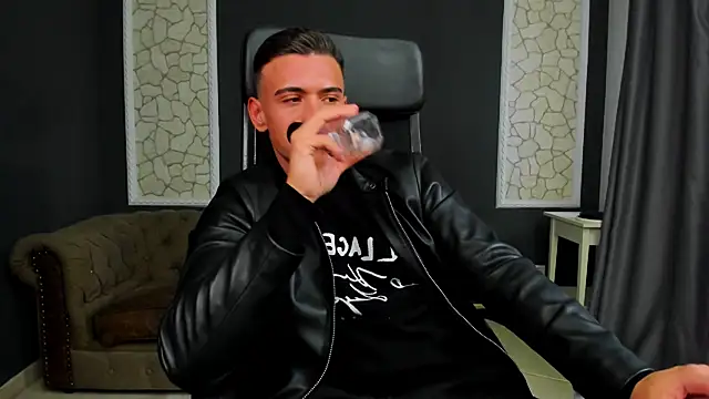 ElijahThorne online show from 03-17-26, 10:40