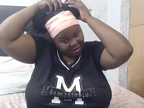 SexyBubblies96 online show from 01-12-26, 12:21