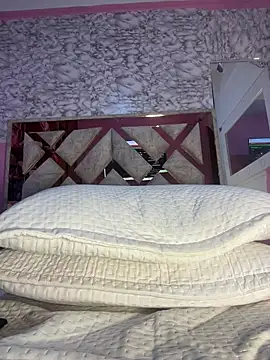 valeryfox   online show from 11-27-25, 11:34