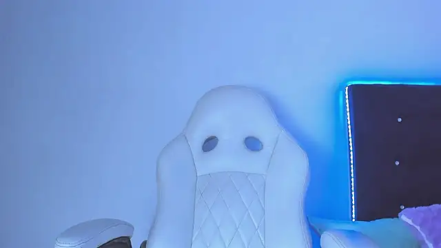 veronicaa squirt online show from 02-21-26, 04:13