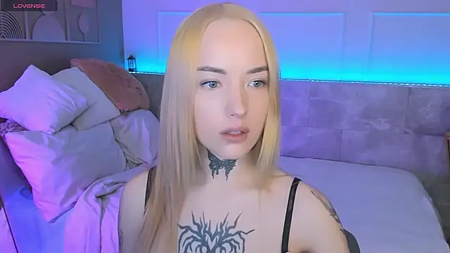 MarquiseMuse online show from 02-15-26, 06:32