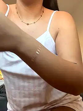 Snapshot of Kerysmae chatting on 11-25-25, 09:31 Kerysmae online show from 11-25-25, 09:31