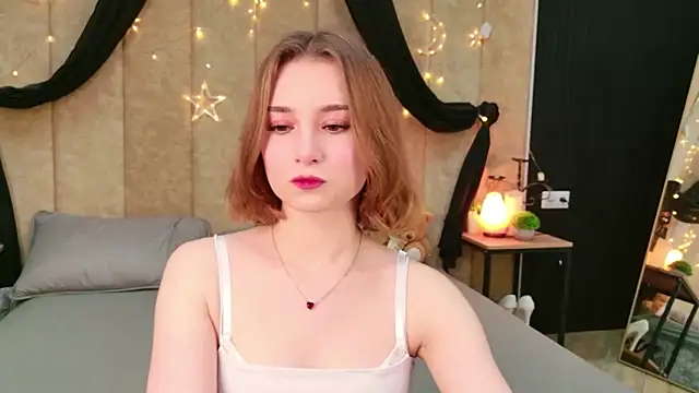 Janice Corona online show from 04-18-26, 03:49