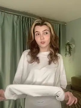 FannyRay online show from 12-16-25, 11:10