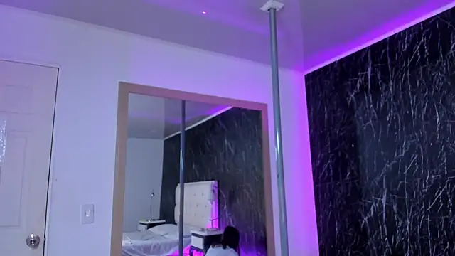 Snapshot of ClarissaMorreti chatting on 11-26-25, 01:01 ClarissaMorreti online show from 11-26-25, 01:01