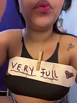 Snapshot of Brunette_Dirty_0limits chatting on 12-14-25, 08:46 Brunette Dirty 0limits online show from 12-14-25, 08:46