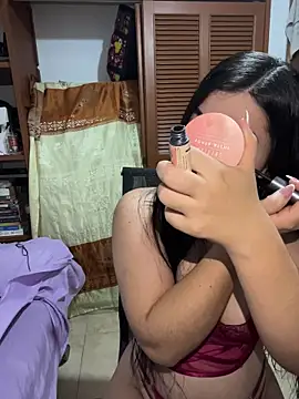 Snapshot of Marilyn_Monrou chatting on 02-13-26, 04:52 Marilyn Monrou online show from 02-13-26, 04:52