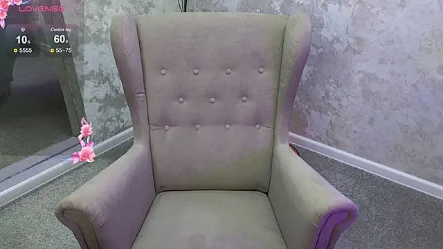 Snapshot of Vlada_vv chatting on 11-29-25, 01:19 Vlada vv online show from 11-29-25, 01:19