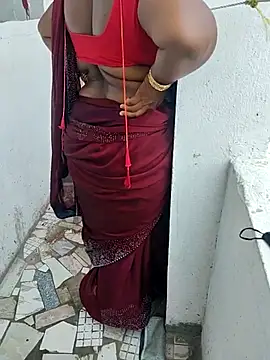 Desicouple1706 online show from 04-18-26, 06:17