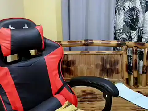 lovelyxmorena online show from 04-19-26, 10:58