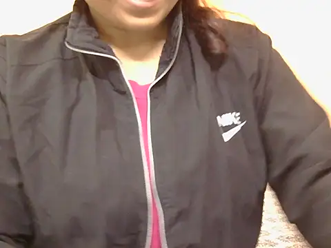 Snapshot of Honey_Baby1 chatting on 01-10-26, 05:53 Honey Baby1 online show from 01-10-26, 05:53