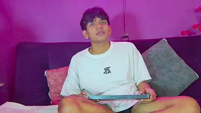 Liam Sinclair online show from 03-09-26, 08:02