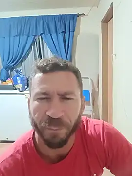 Snapshot of RobertoLuiz84 chatting on 05-14-26, 04:52 RobertoLuiz84 online show from 05-14-26, 04:52
