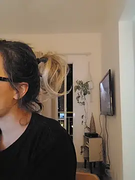 KnotBabe online show from 11-26-25, 04:35