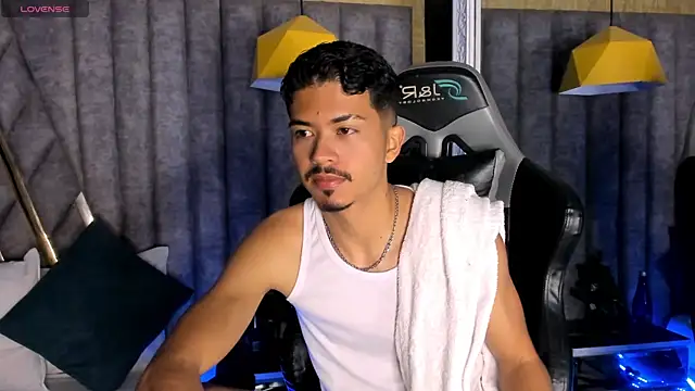 NicolaiKarav online show from 01-10-26, 12:18