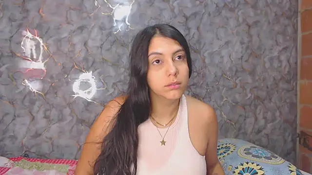 Snapshot of miarouse1531 chatting on 12-18-25, 02:56 miarouse1531 online show from 12-18-25, 02:56