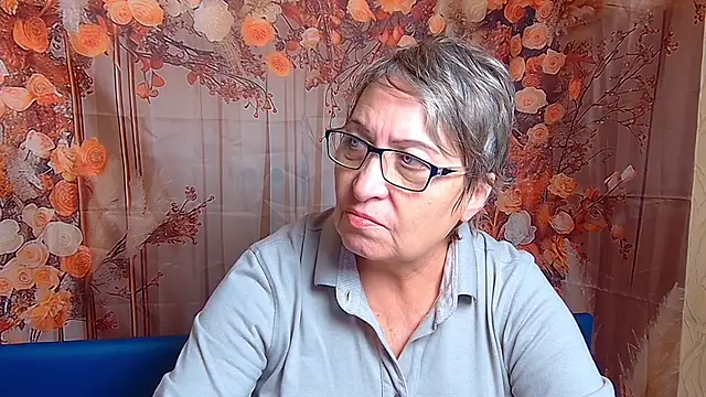 Snapshot of OlgaLuck chatting on 11-26-25, 06:03 OlgaLuck online show from 11-26-25, 06:03