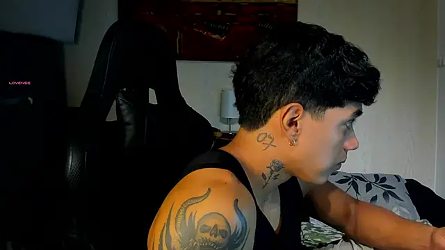 aress damon online show from 11-28-25, 08:00