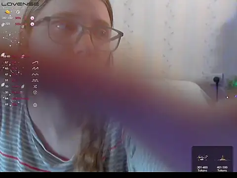 Snapshot of LustfulSarah chatting on 01-05-25, 09:47 LustfulSarah online show from 01-05-25, 09:47