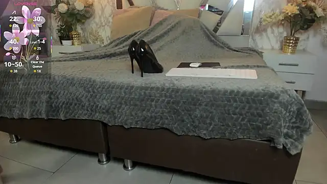 Mysterius Woman online show from 01-13-26, 01:16