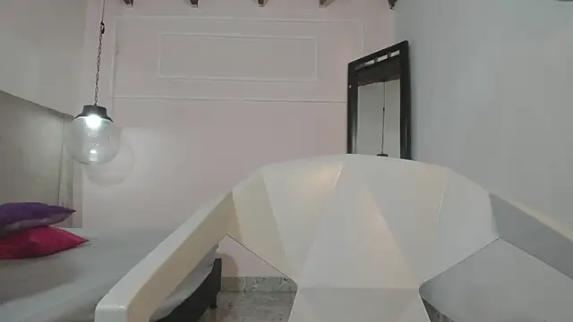 Izelevans online show from 04-05-26, 10:56