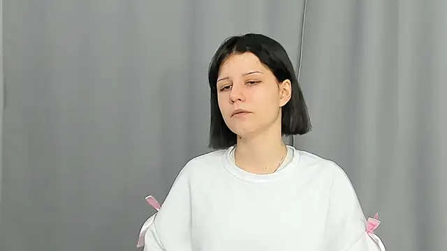 ShanaHearns online show from 11-23-25, 02:28