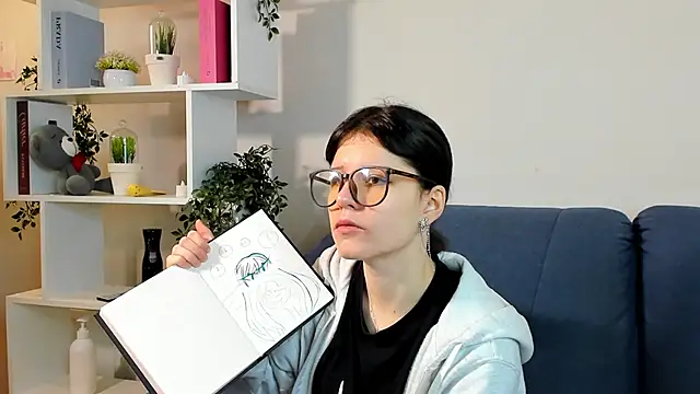 ShanaHearns online show from 11-29-25, 07:33