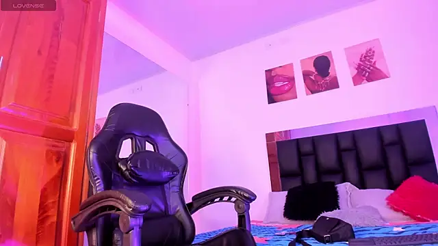 ValeryTs1 online show from 04-20-26, 06:20