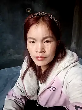 nangmo online show from 12-18-25, 08:53