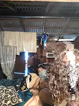 Snapshot of AXG100 chatting on 11-23-25, 10:53 AXG100 online show from 11-23-25, 10:53