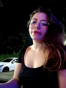 Snapshot of Renata_Honey chatting on 11-29-25, 03:31 Renata Honey online show from 11-29-25, 03:31