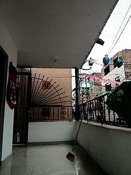 Snapshot of Renata_Honey chatting on 12-15-25, 06:12 Renata Honey online show from 12-15-25, 06:12