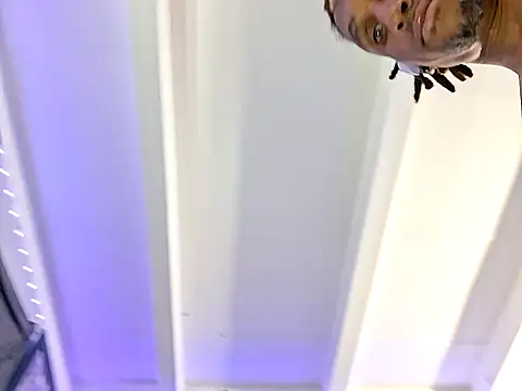 MTheRealrDLlongCrippler online show from 04-01-26, 03:29