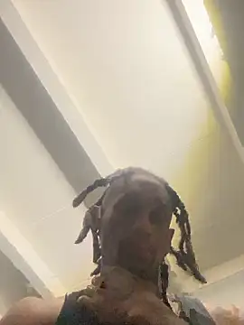 MTheRealrDLlongCrippler online show from 04-26-26, 01:58