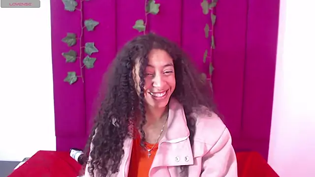 Tinyy Star online show from 11-24-25, 05:40