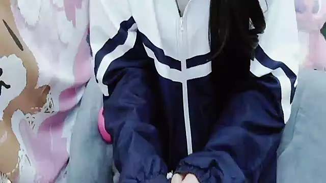 Snapshot of Alice-Hot88 chatting on 01-13-26, 07:35 Alice-Hot88 online show from 01-13-26, 07:35