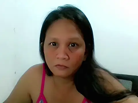 Snapshot of divinegrace1983 chatting on 11-25-25, 10:26 divinegrace1983 online show from 11-25-25, 10:26