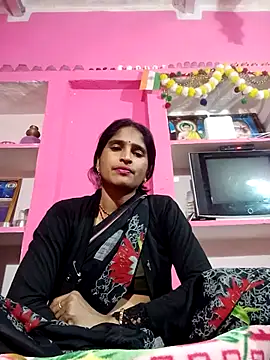 Snapshot of Kamakchi_hot chatting on 12-17-25, 03:07 Kamakchi hot online show from 12-17-25, 03:07