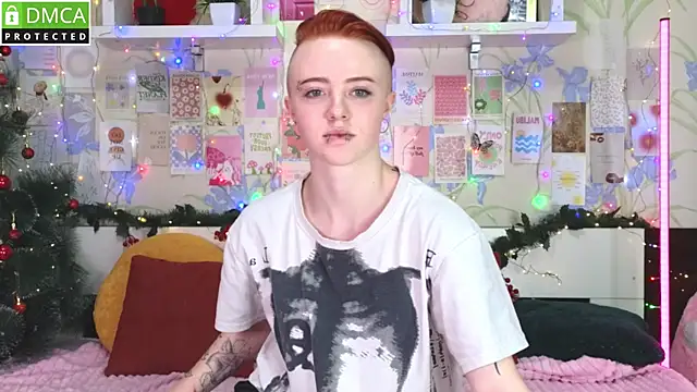 Snapshot of sSugarRush chatting on 12-16-25, 04:12 sSugarRush online show from 12-16-25, 04:12