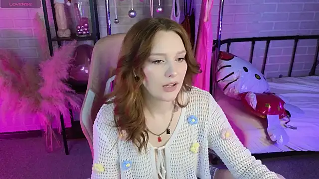 Snapshot of Ginger_Kristin chatting on 12-14-25, 08:20 Ginger Kristin online show from 12-14-25, 08:20